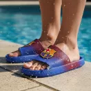 FC Barcelona Logo felnőtt papucs 44/45